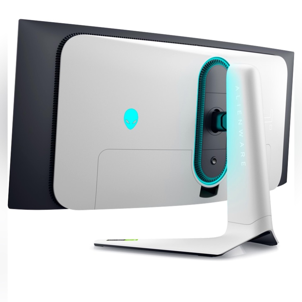 Curved, 34” Alienware gaming monitor- like new!